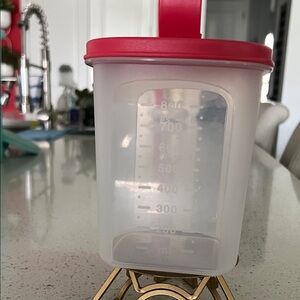 Tupperware Coral-Lid Food/ Liquid Storage Container with Pour Spout
